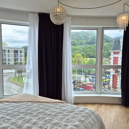 Celeste Premium Amazing View Train Station *