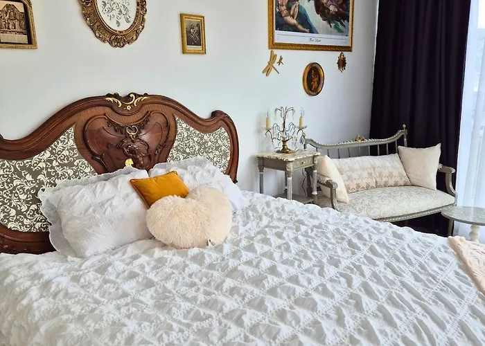 Celeste Premium Amazing View Train Station Apartment Lourdes