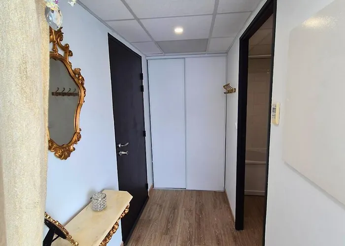 Celeste Premium Amazing View Train Station *