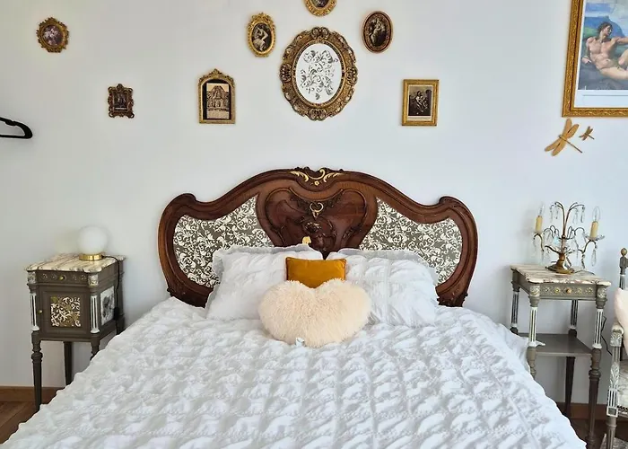 Céleste Premium Amazing View Train Station